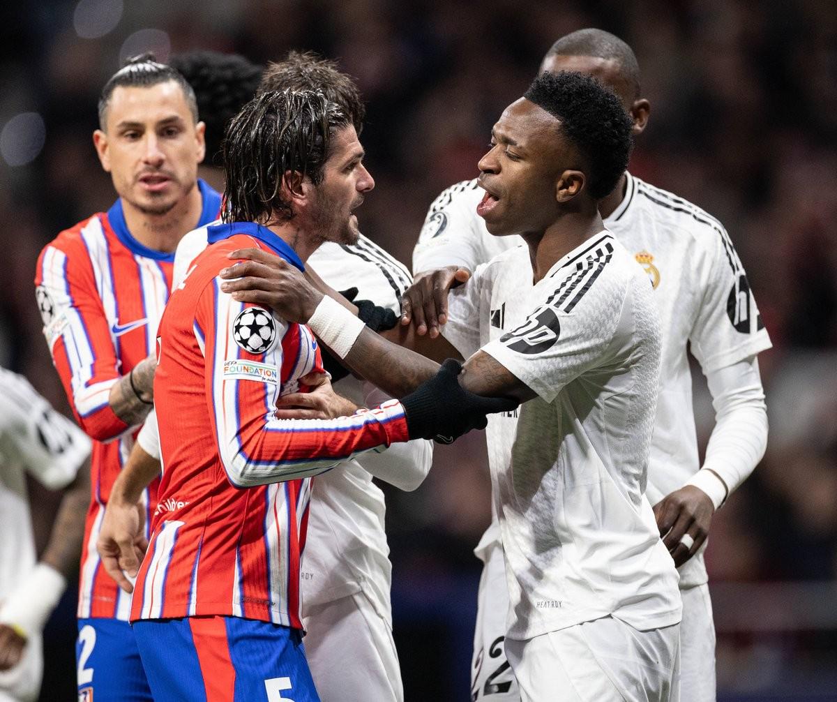 而是球员对 而是球员对